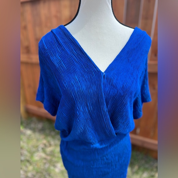 Blue V-Neck Mini Dress - Picture 5 of 6